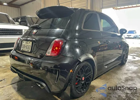 2013 Fiat 500 Abarth z USA, uszkodzony, nr VIN 3C3CFFFH9DT664970